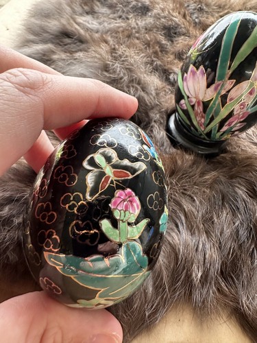 Handwerkliches handbemaltes buntes Blumenmuster Keramik Ei 3er Set - Bild 6 von 14