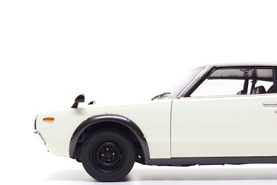 AUTOart 1:18 Nissan Skyline 2000GT-R (KPGC110) in White | eBay