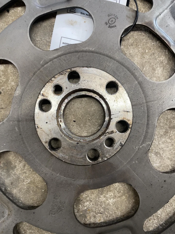 01 02 03 04 05 06 07 Volante Chevy Silverado 3500 a 6,0 l Foto 4 de 4