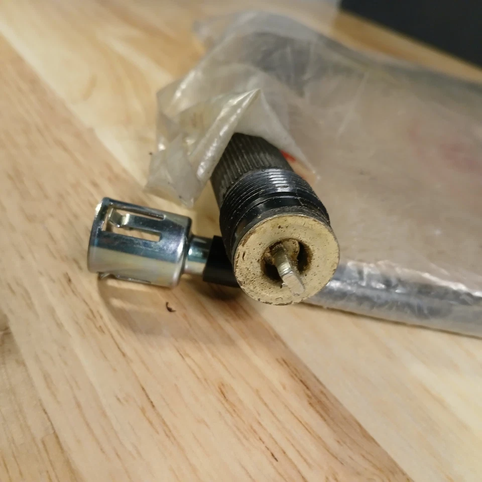 2000 2001 2002 年 斯巴鲁 Legacy Impreza Outback Speedometer 电缆 686502472 NOS 原始设备制造商 — 第 4/4 张图片