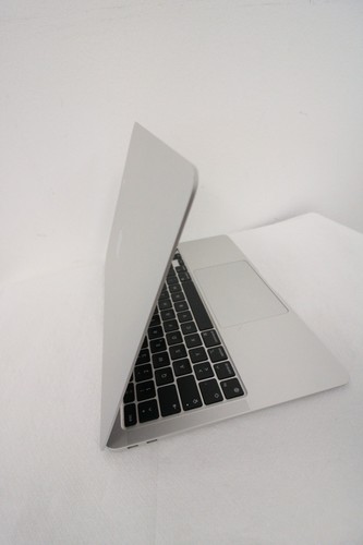 Apple Macbook AIR 13" M1 2020 8C CPU,7C GPU,8GB,256GB A2337 ICLOUD! Ersatzteil - Afbeelding 5 van 6