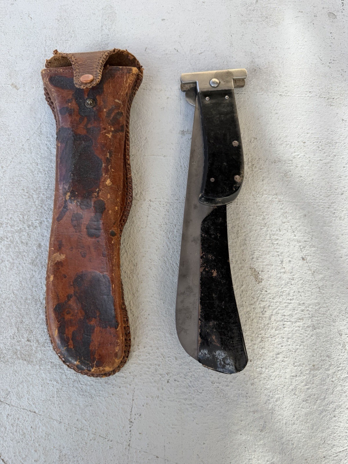 US WWII Cattaraugus Folding Machete Knife & Leather Sheath All Original NICE