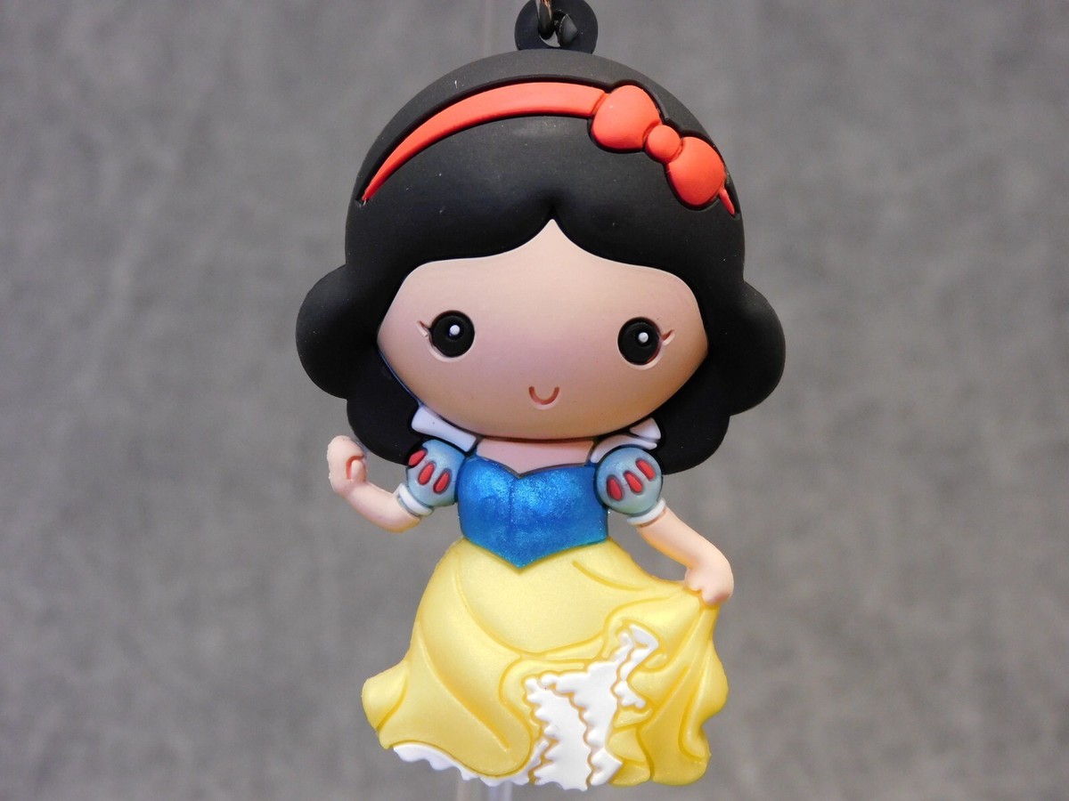 Disney Princesses Metallic NEW * Snow White Clip * Blind Bag