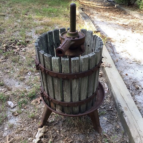 Vtg Grape Press Wine Baccellieri Bros Co of Philadelphia No 102 Cast