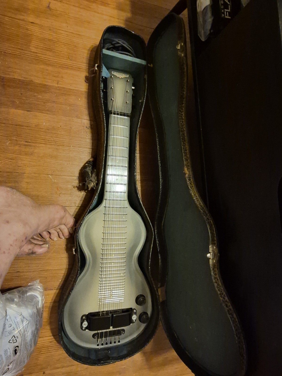 Rickenbacher Steel Lap Guitar 1940