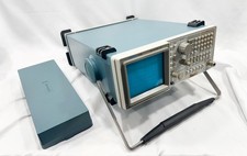 Tektronix 2712 Spectrum Analyzer 9KHz to 1.8GHz w/ Opt GPIB Tested