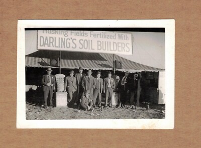 Darling's Soil Builders Co. Salesmen @ National Corn Husking Contest Photo