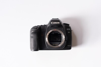 Canon EOS 5D Mark II Camera Body for Parts or Repair