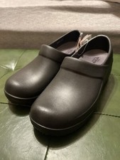 Crocs Work Clogs Women  s Size 8