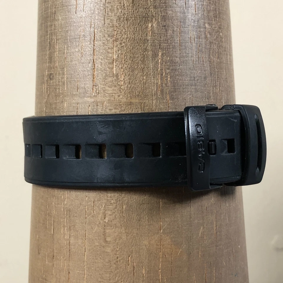 Reloj Digital Casio Databank Hombre DBC-32 Calculadora Goma Cuarzo 37mm 8 1/4" De Colección Foto 4 de 4