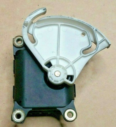 VW Audi VAG Bosch Stellmotor Servomotor Stellglied Heizung 8D1820511E
