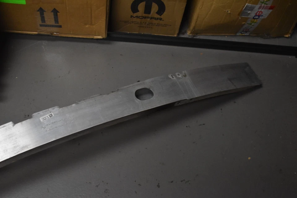 Barra de reforço dianteira BMW X3 2011-2015 FABRICANTE DE EQUIPAMENTO ORIGINAL - Imagem 3 de 4