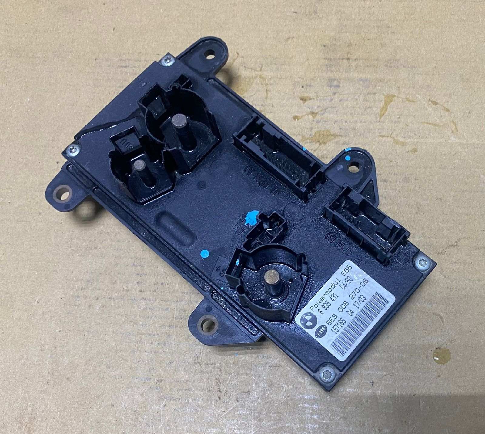 2002-2005 BMW 745i 7 Series E65 E66 745i X1 Power Control Module 6935431