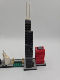 LEGO ARCHITECTURE - CHICAGO 21033 Complete with Original Manual Oem Lego See 