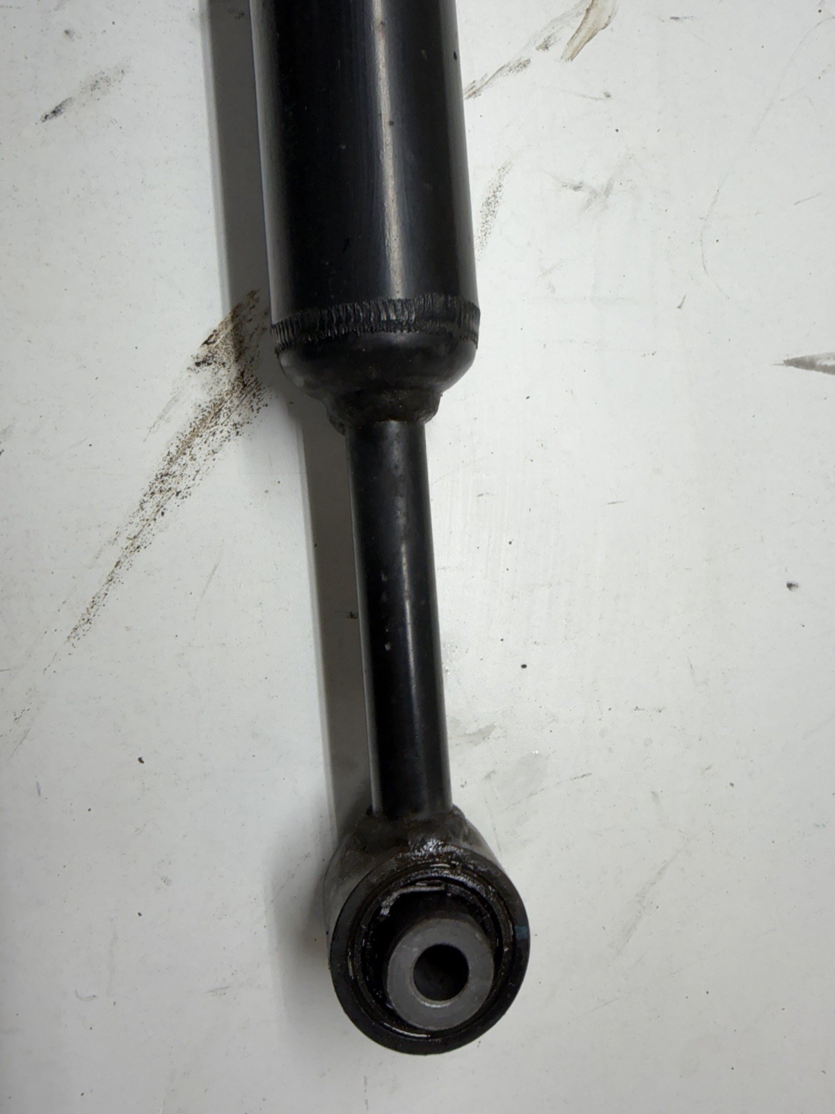 2014-2019 Maserati Ghibli Rear Left LH Shock Absorber (06700089000) 45k Miles