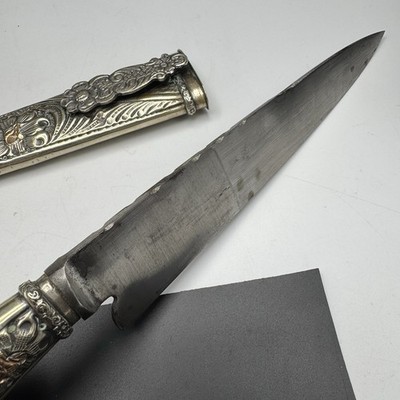La Movediza Indutnalia Argentina knife Silver/Gold toned Acc | eBay La Movediza Indutnalia Argentina knife Silver/Gold toned Acc | eBay