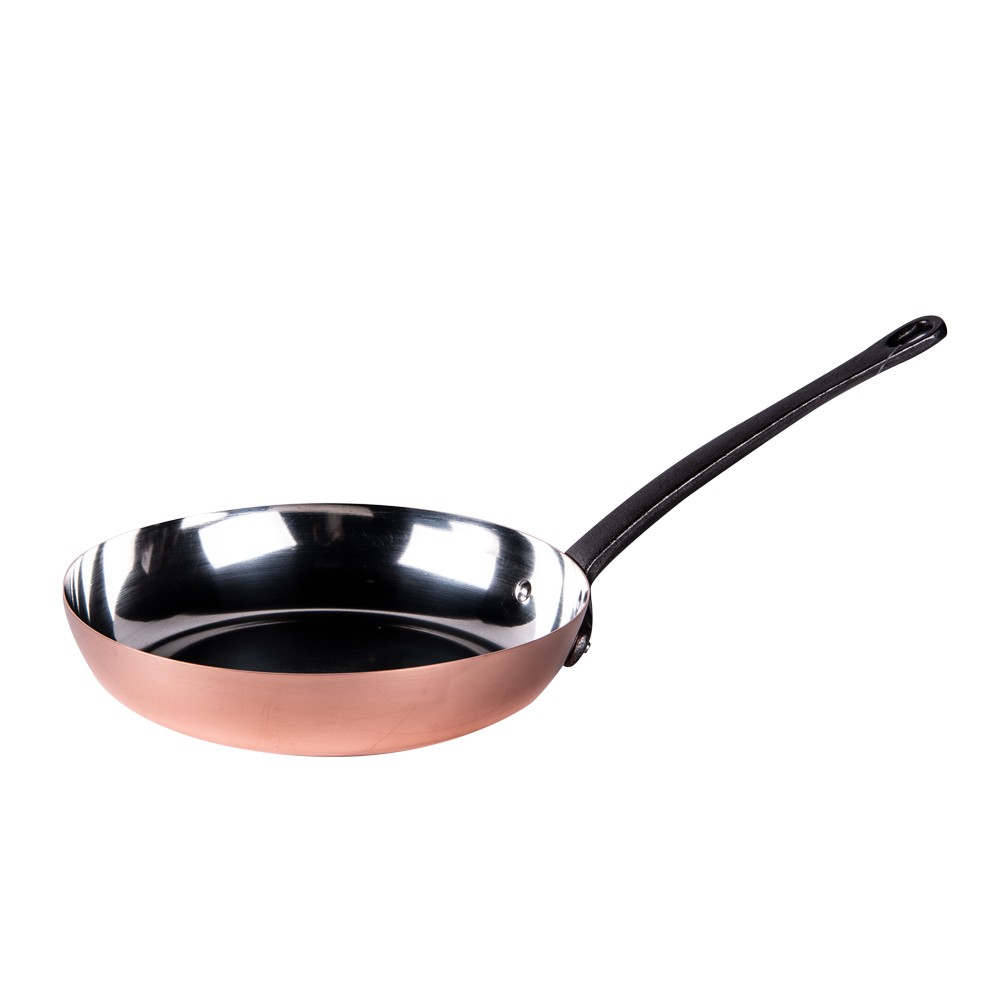 Poêle en cuivre 24 cm idéale pour de bons petits plats en famille