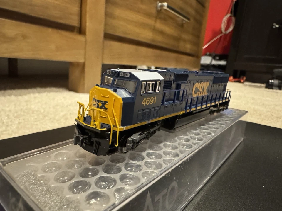 Kato N Scale Kobo Custom CSX SD70M 4691 DCC ESU Loksound Equipped - Image 2 of 2