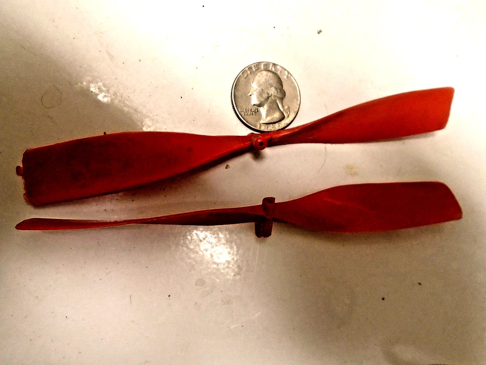 Guillows N/O/S (20) Balsa Flying Glider - lote de hélices de plástico rojo Foto 2 de 2
