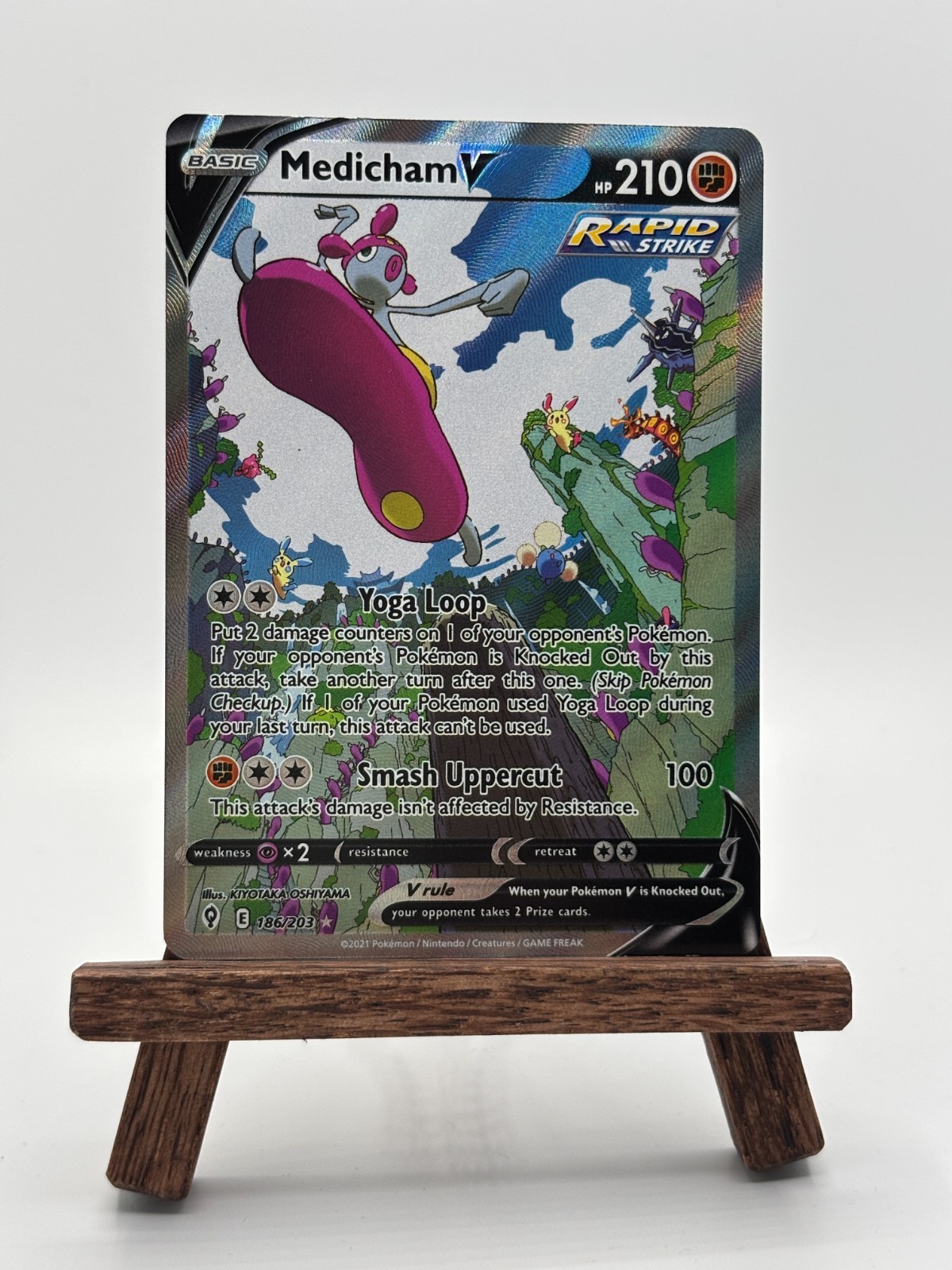 Medicham V (Holo) 186/203 Alt Full Art, Evolving Skies Ultra Rare - ENGLISH - NM
