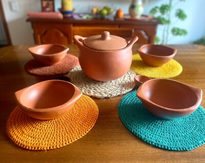 Clay Pot for Cooking with Lid Terracotta 4 Lts and 4  Soup Bowl mugs