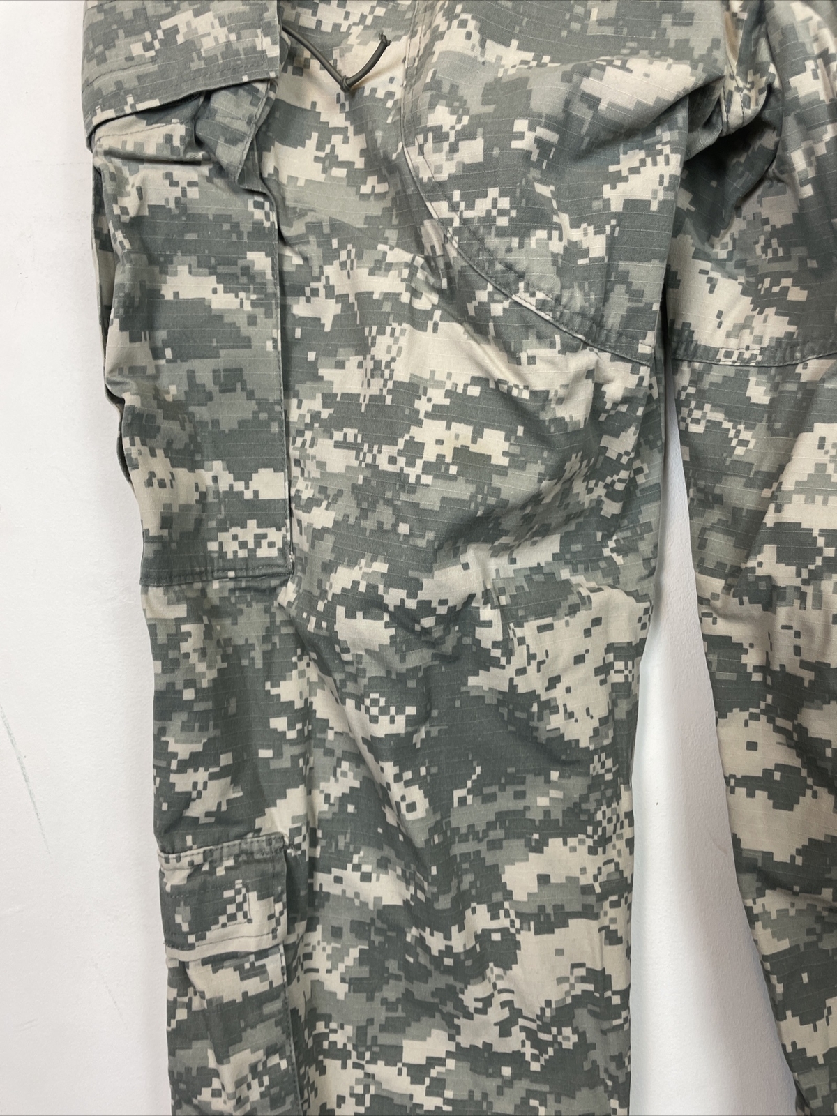 ACU Pants/Trousers Medium Regular USGI Digital Camo Cotton/Nylon Ripstop  Army