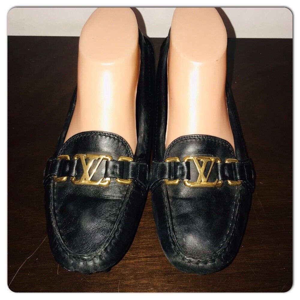 Louis Vuitton Lv woman shoes leather loafers