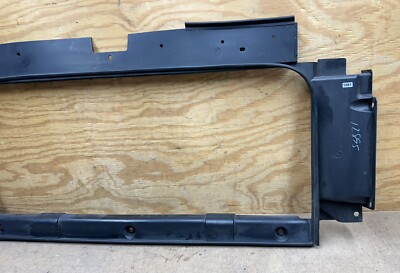 ri.ページ 2014-2019 GMC Sierra 1500 Front Radiator Air Seal 23322448