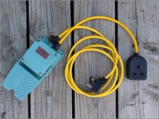 110/240v 15A Foot Pedal Switch with 13a single/double socket, hands free control