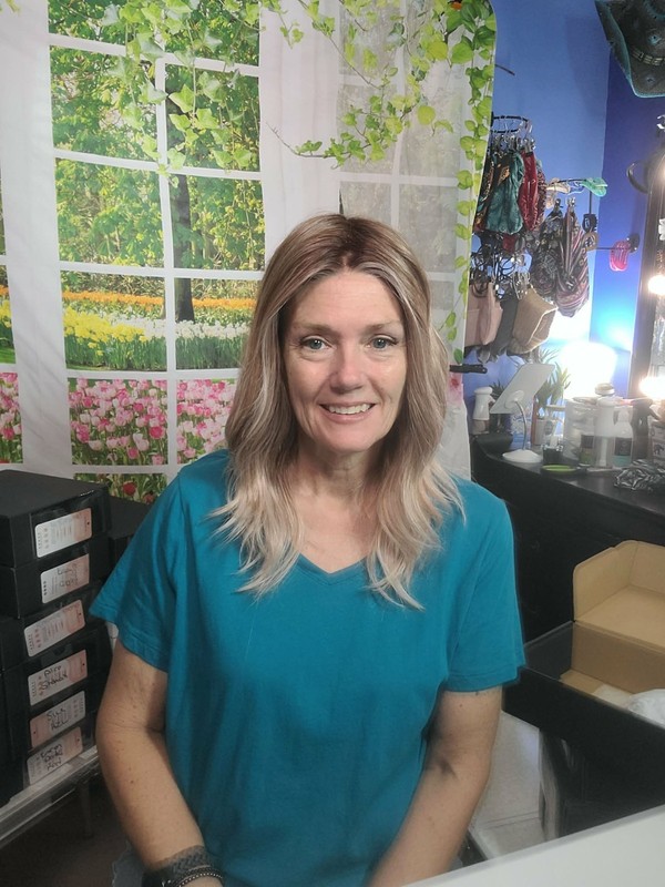 Taylor Snowflake Permatease Wig