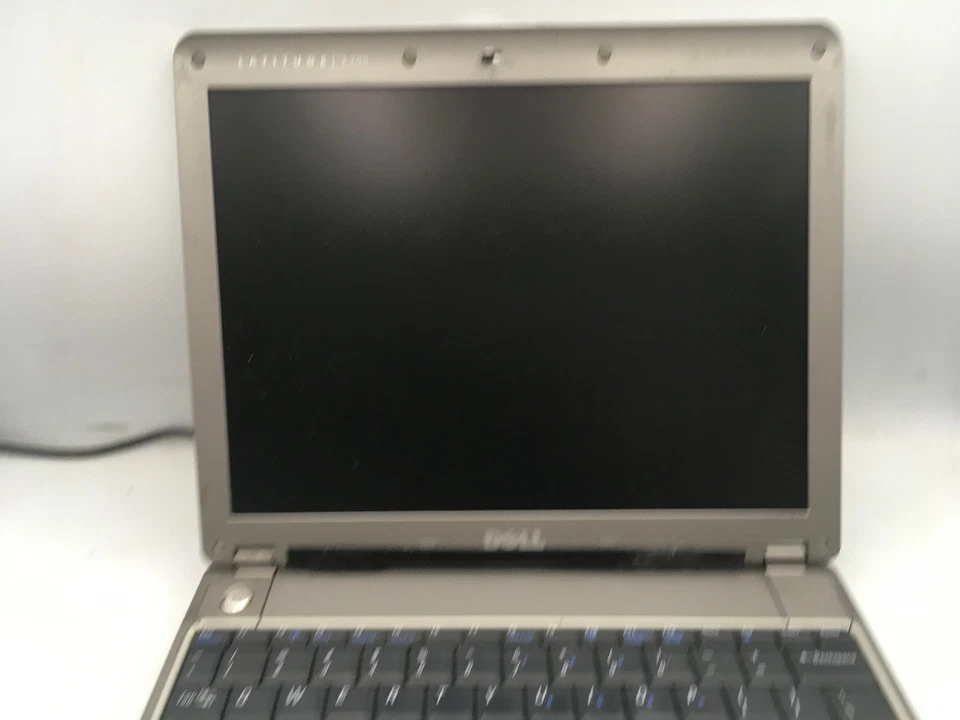 DELL LATITUDE X300 - FOR PARTS/NO POWER - INTEL PENTIUM M - 1GB RAM - NO OS - BB - Image 2 of 4