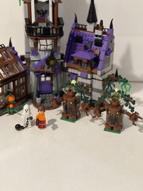 LEGO Ninjago. Retired. Scooby Doo Mystery Mansion 75904. Complete Set/Box/Manual