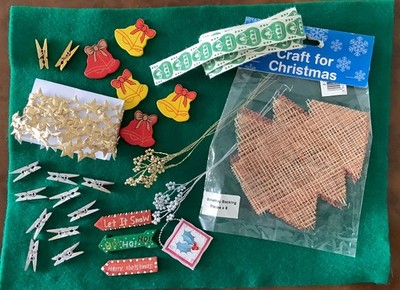 Weihnachtskartenbasteln Konvolut Filz eckig, Kartenaufleger, Bänder, Mini Heringe, Perlen
