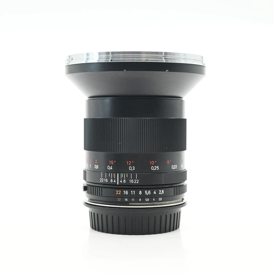 Lente Zeiss 21 mm f2,8 Distagon ZF.2 T* Cine modificado, sin clic, Canon EF #142 Foto 2 de 4