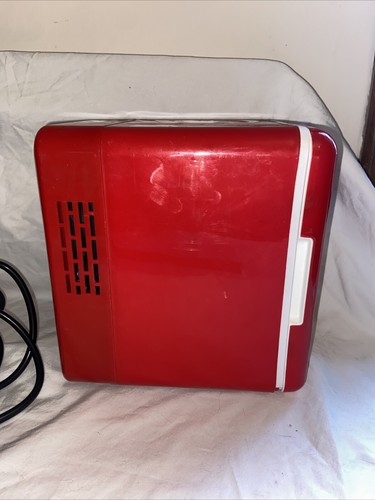Budweiser Mini Fridge Compact Personal Refrigerator 6 Cans TESTED WORKS - Picture 6 of 11
