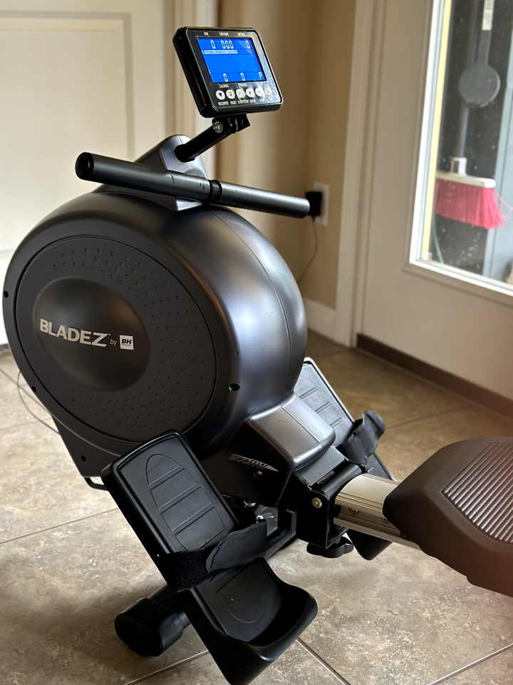 bladez rowing machine