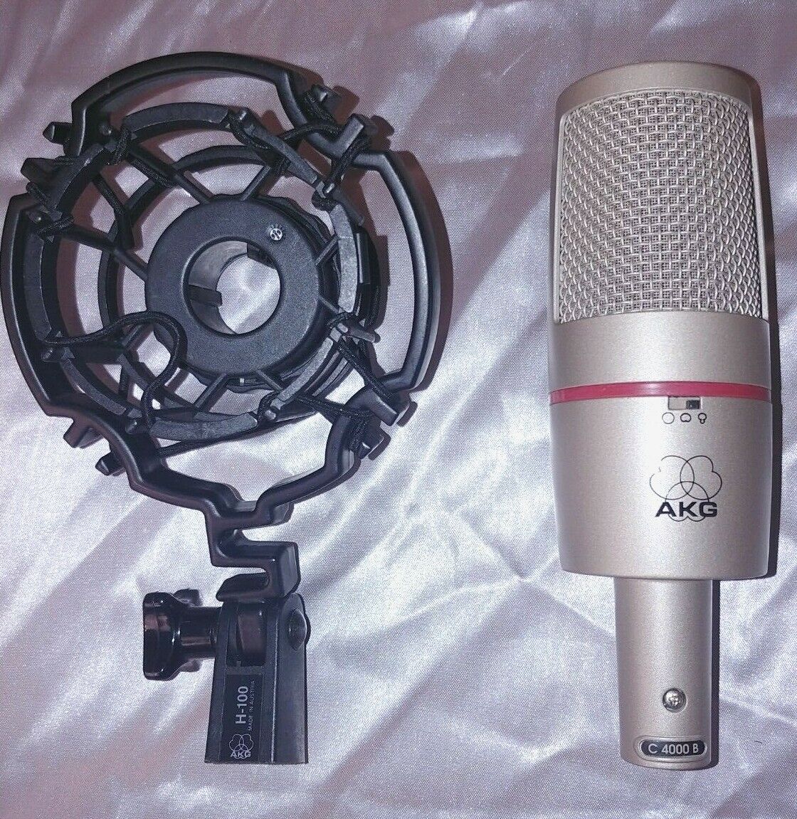 AKG C4000b Dual Diaphragm Selectable Pattern Condenser Mic AKG C4000b Dual Diaphragm Selectable Pattern Condenser Mic