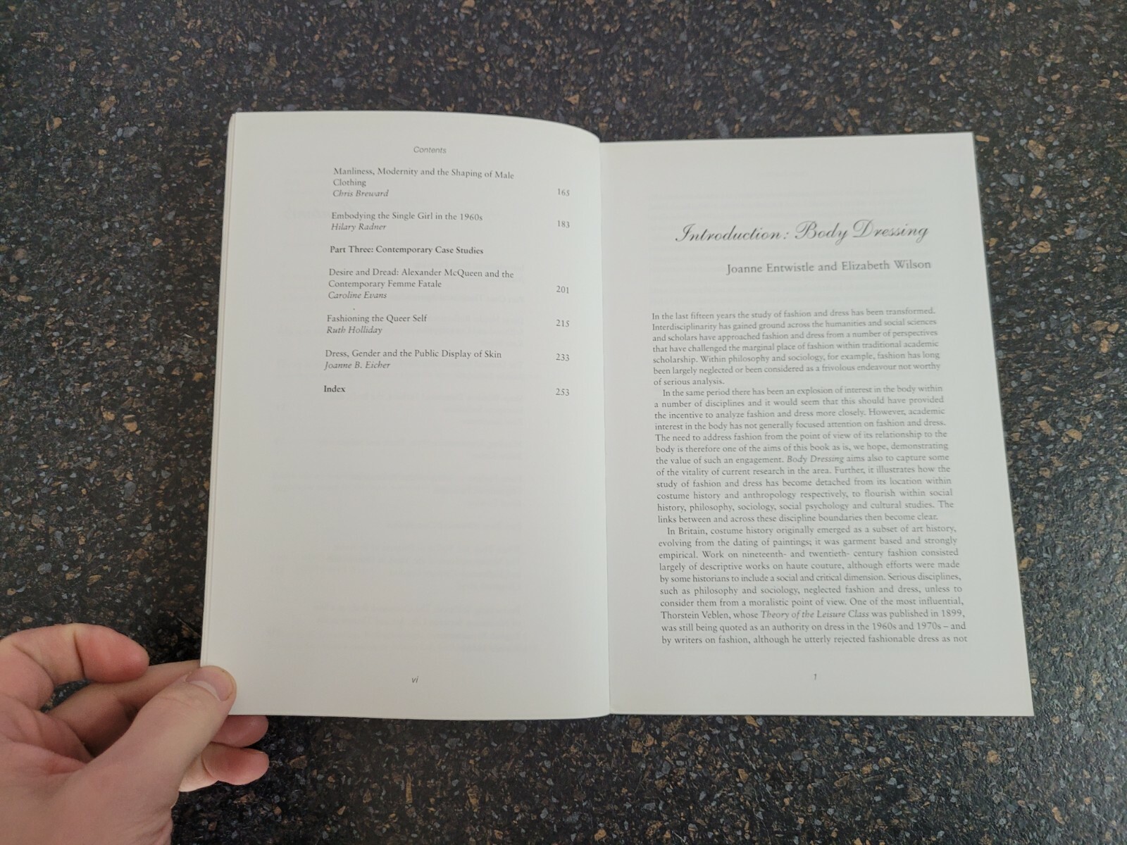 Body Dressing by Elizabeth Wilson, Dr Joanne Entwistle , Paperback