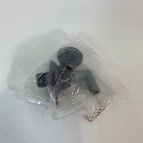 1997 98 1999 2000 2001 Toyota Corolla Valve Cover Sub Set 1120179045