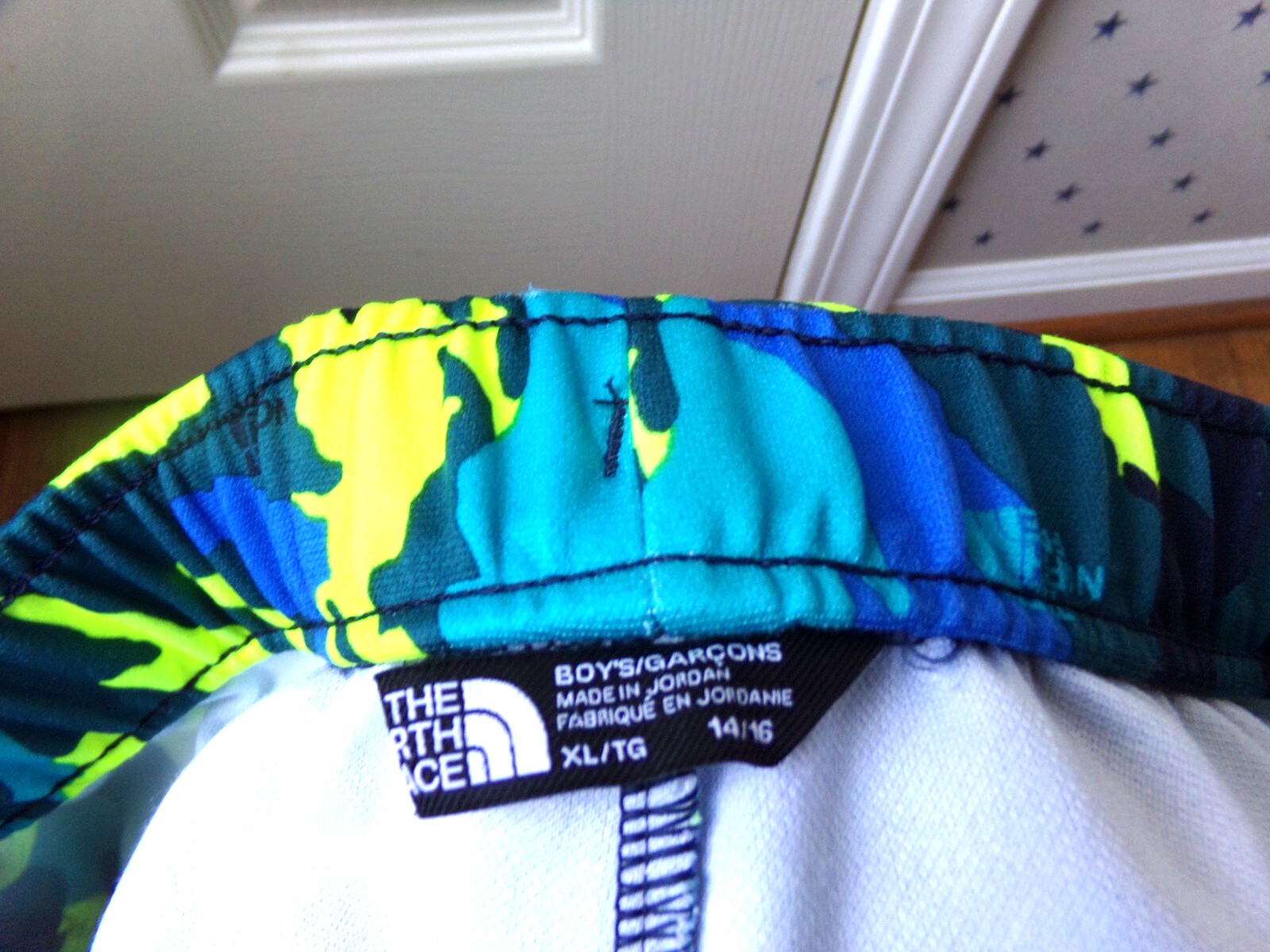 Boys NORTH FACE Shorts XL FLASHDRY Athletic Camo Blue Colorful Size 14-16  CLEAN thumbnail 15