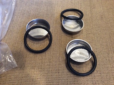 0 La pavoni lever screen, gasket, will send , enough petro cell to lube machine