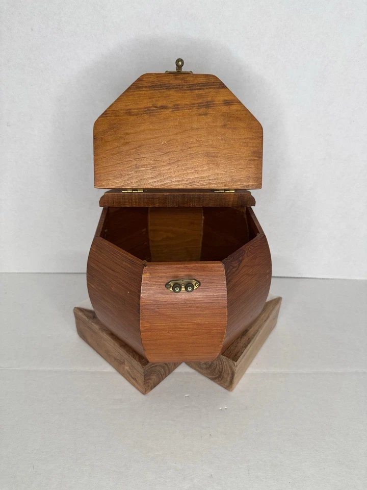 Antique Wooden Hexagonal Tea Caddy with Brass Clasp - Image 3 of 4