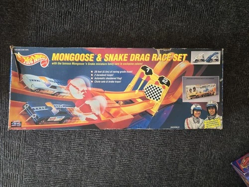 Vintage 1993 Hot Wheels Mongoose & Snake Drag Race Set