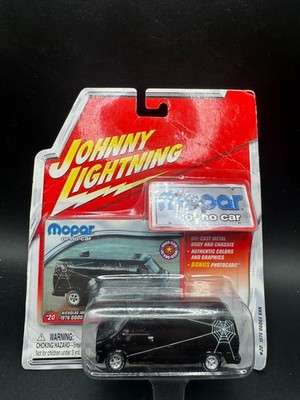 Johnny Lightning MOPAR OR NO CAR Black '76 DODGE VAN Spider Web #20 1/64 Q3