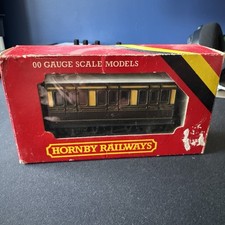 Hornby Railways R213 G.W.R. 4 Wheel Coach OO Gauge