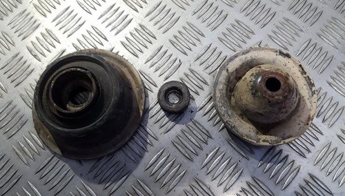 Domlager Federbeinlager Stützlager - Vorne Linke  Volkswagen Pa DE353027-82