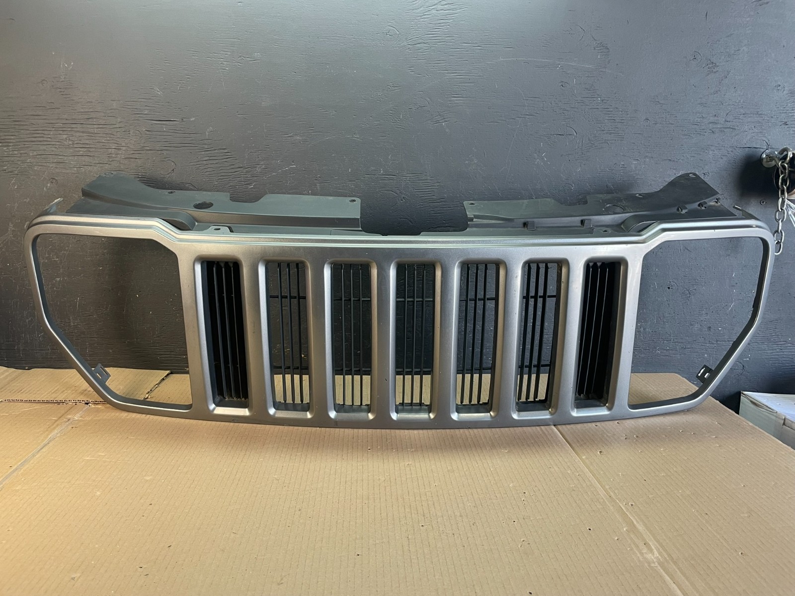 2008 to 2012 Jeep Liberty Front Upper Grill Grille Aftermarket AE3538 DG