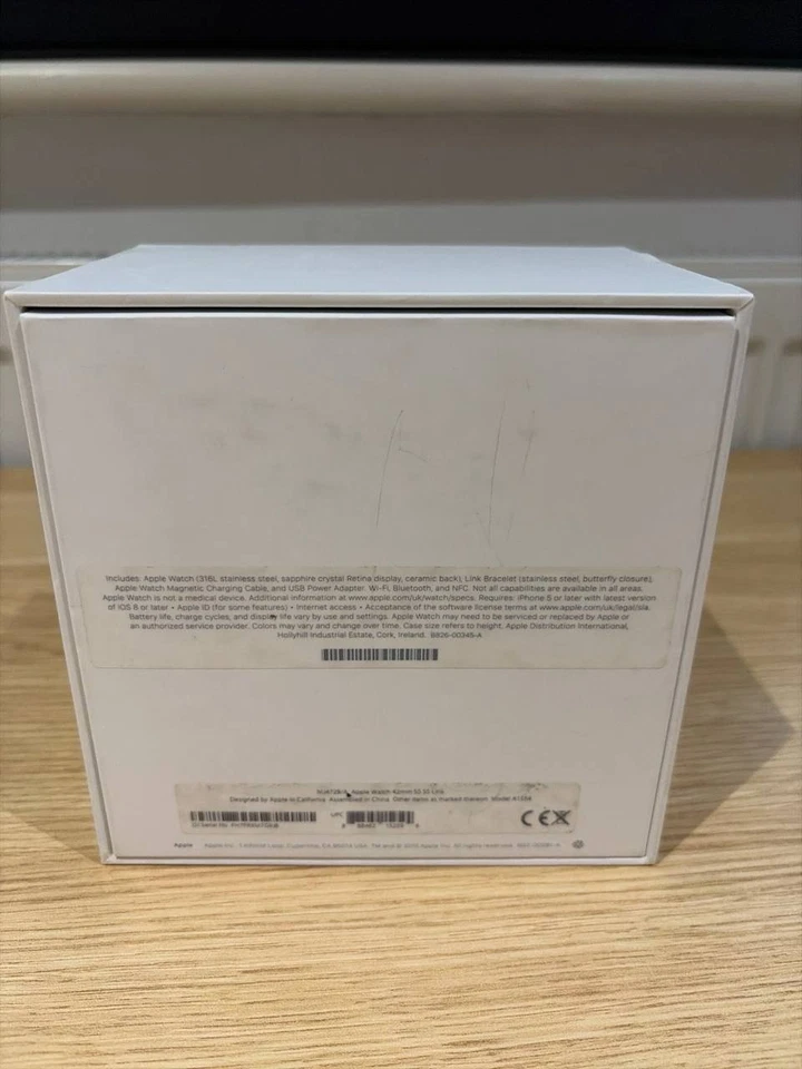 Apple Watch (1st generation), photo 3 of 5