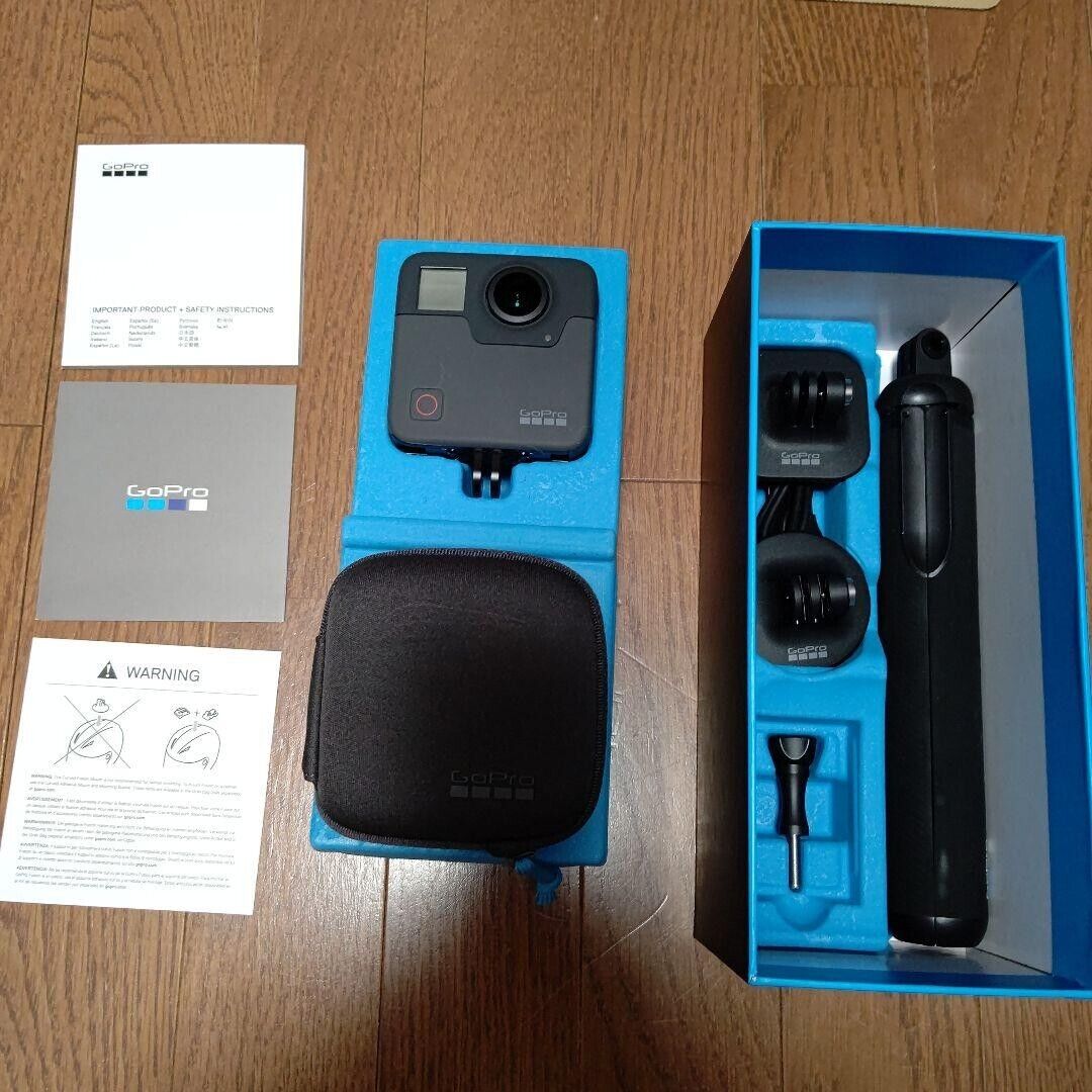 Gopro Fusion CHDHZ-103-FW 360°Camera Black With Case Gopro Fusion CHDHZ-103-FW 360°Camera Black With Case