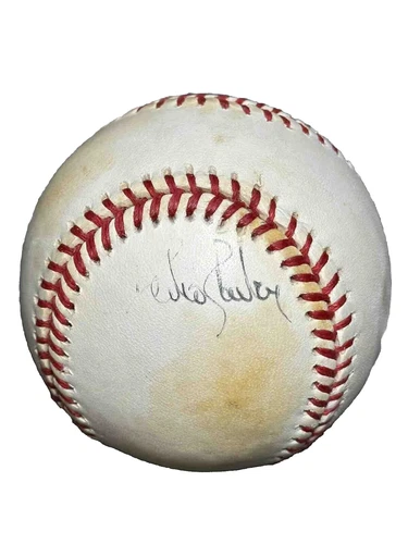 Pedro Borbon Original Sports Autographed Items